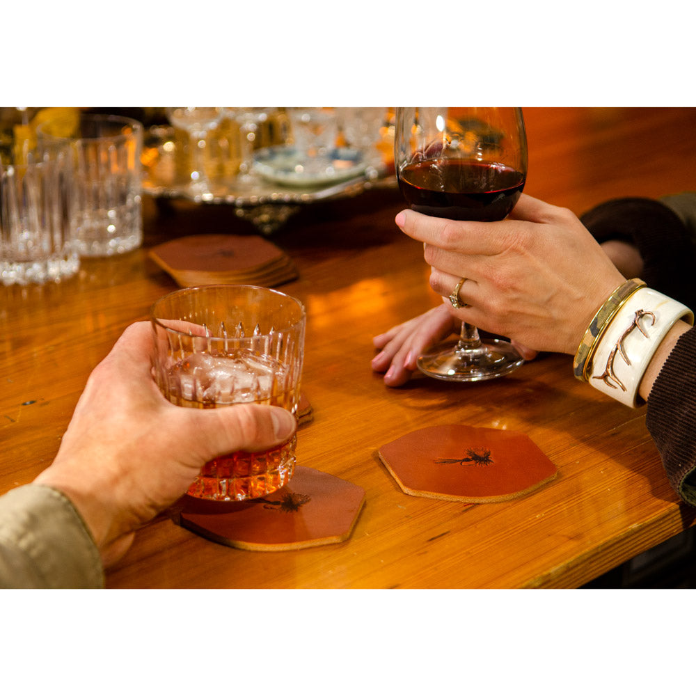 Signature Design Leather Coasters, Chestnut (4 pc set)